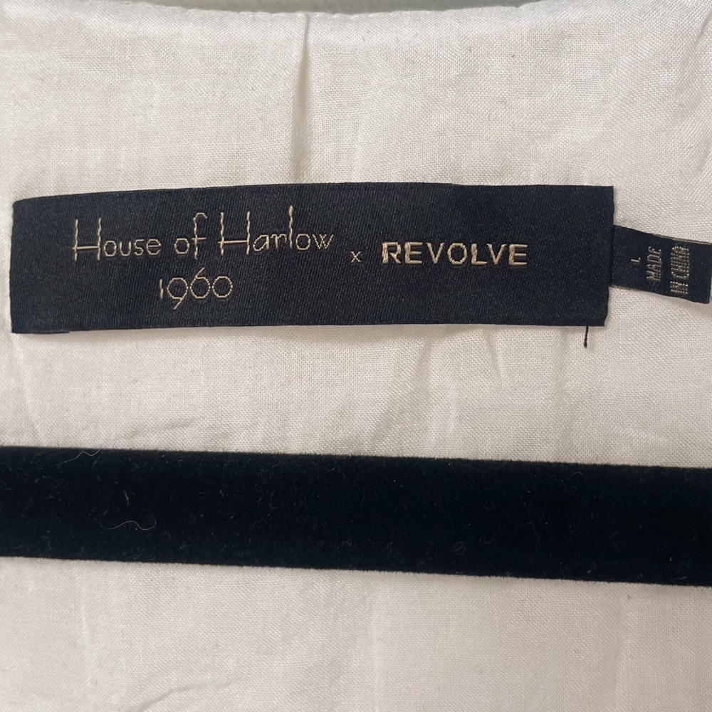 NWOT House of Harlow x Revolve crochet top - Picture 3 of 4